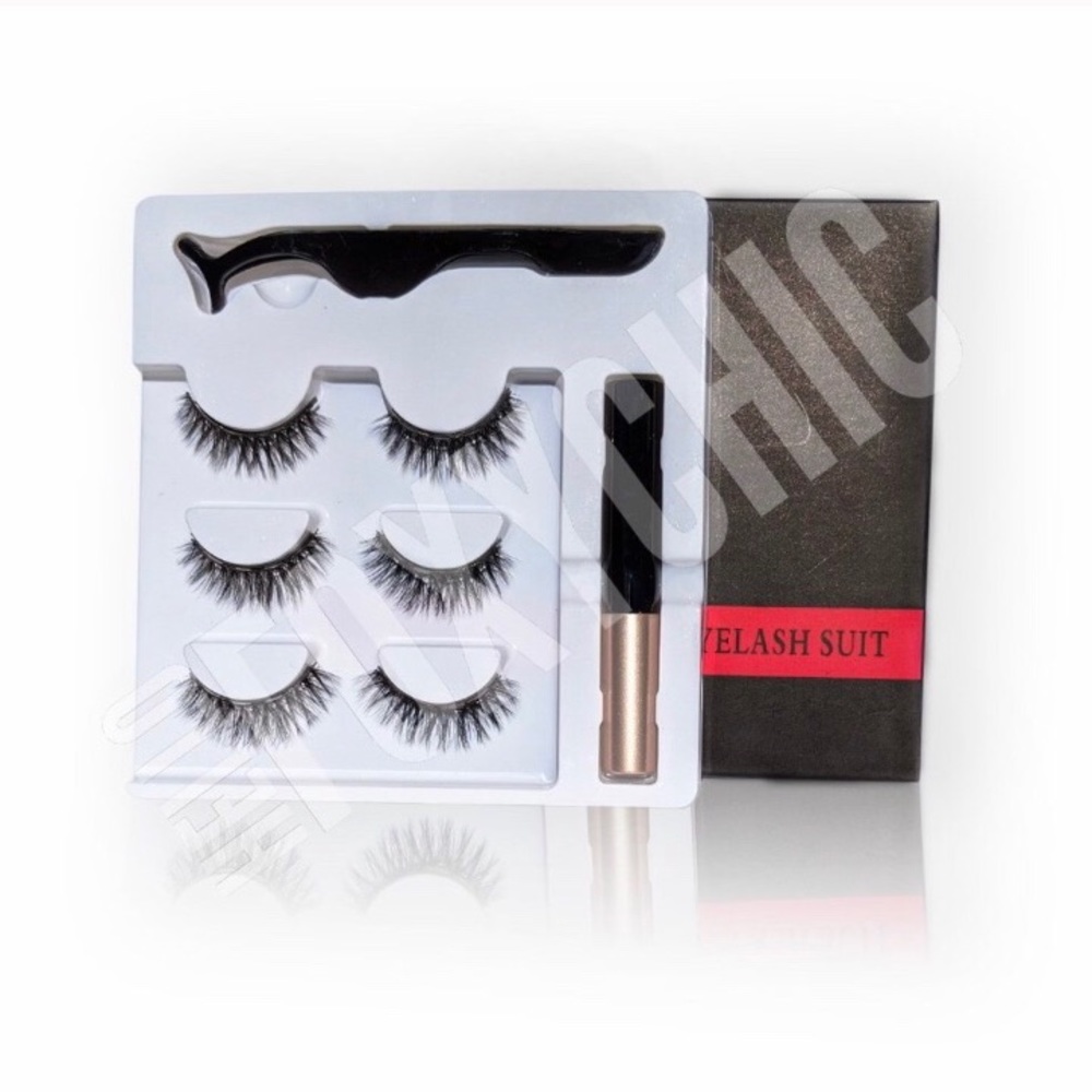 NATURAL Magnetic Eyelashes Kit w/ Eyeliner